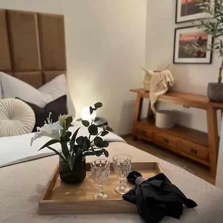 Nook I Rivernest *
